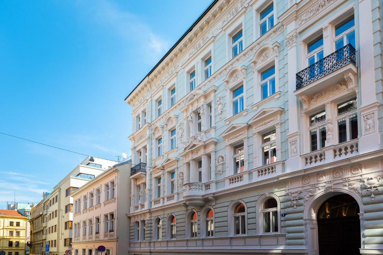 Ferdinand Apartment Prag Exteriör bild